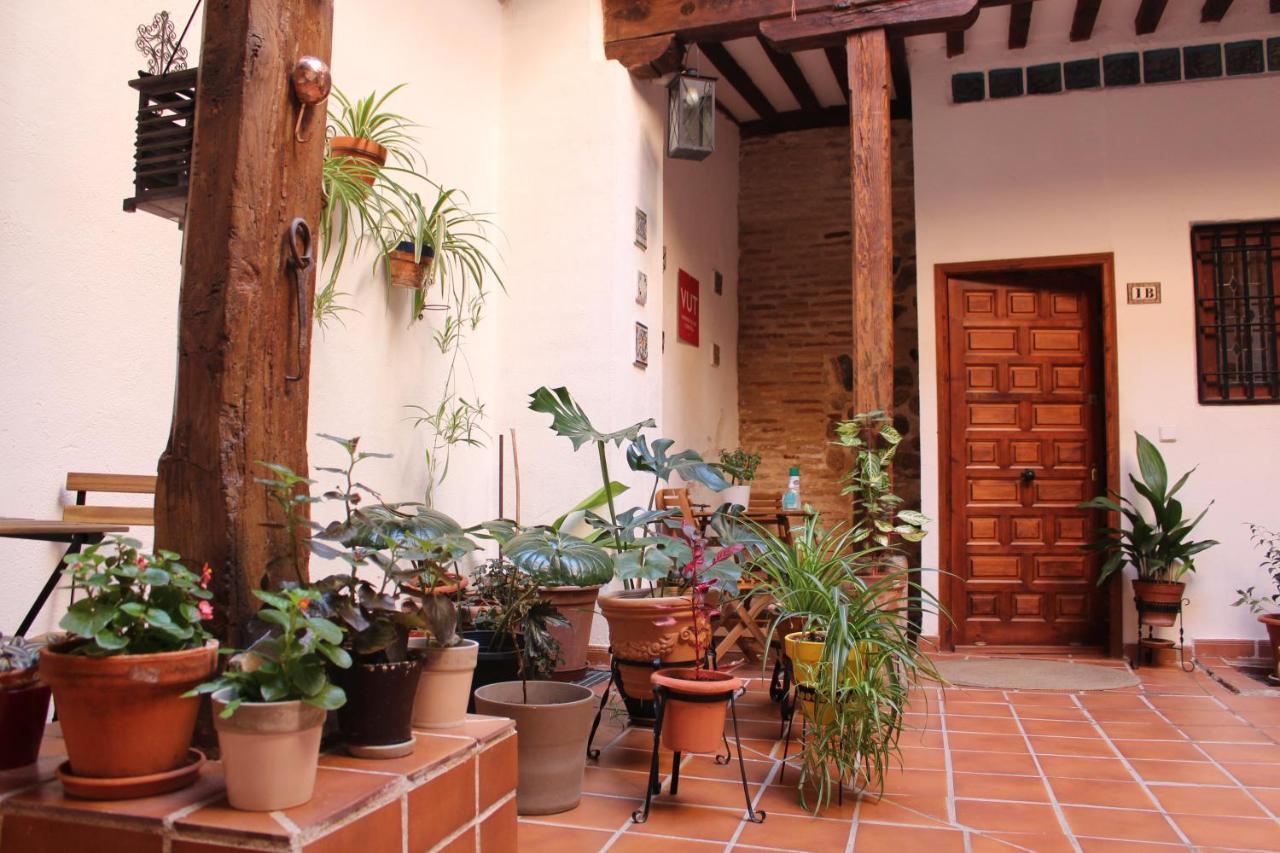 La Casa Toledana Estudio - Patio Y Artesonado Apartment Toledo Bagian luar foto